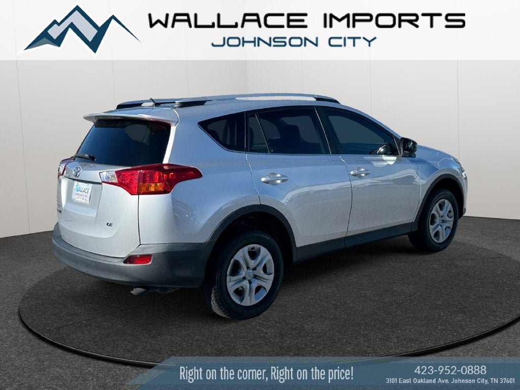 Used 2013 Toyota RAV4 LE FWD image 5