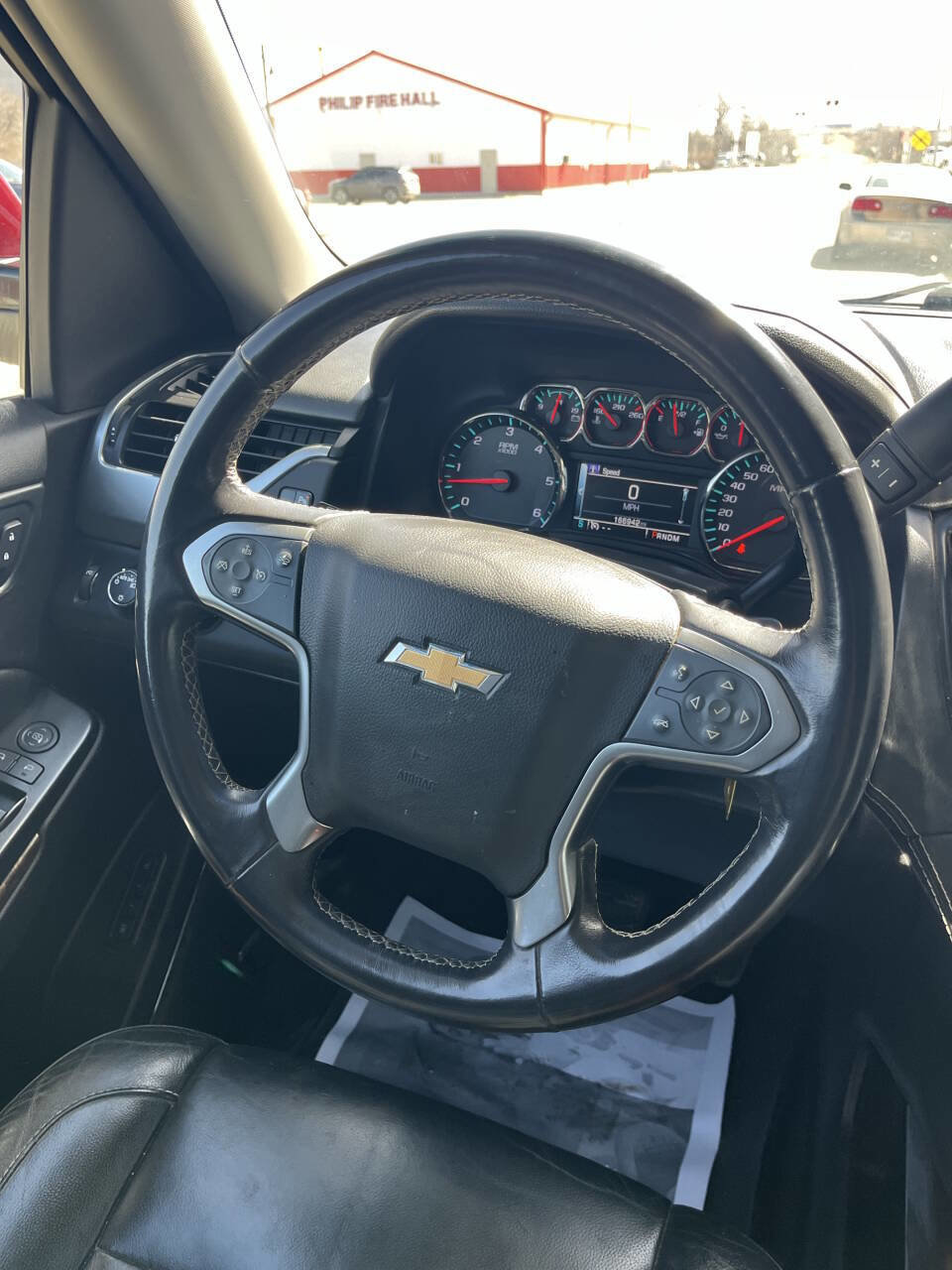 Used 2016 Chevrolet Suburban LT image 9