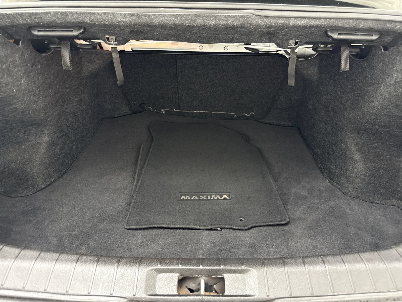 Used 2022 Nissan Maxima SV w/ Floor Mat Group FWD image 47
