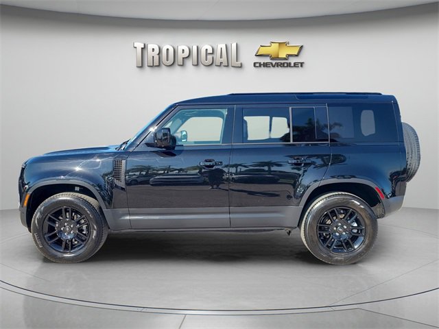 Used 2025 Land Rover Defender 110 S image 2