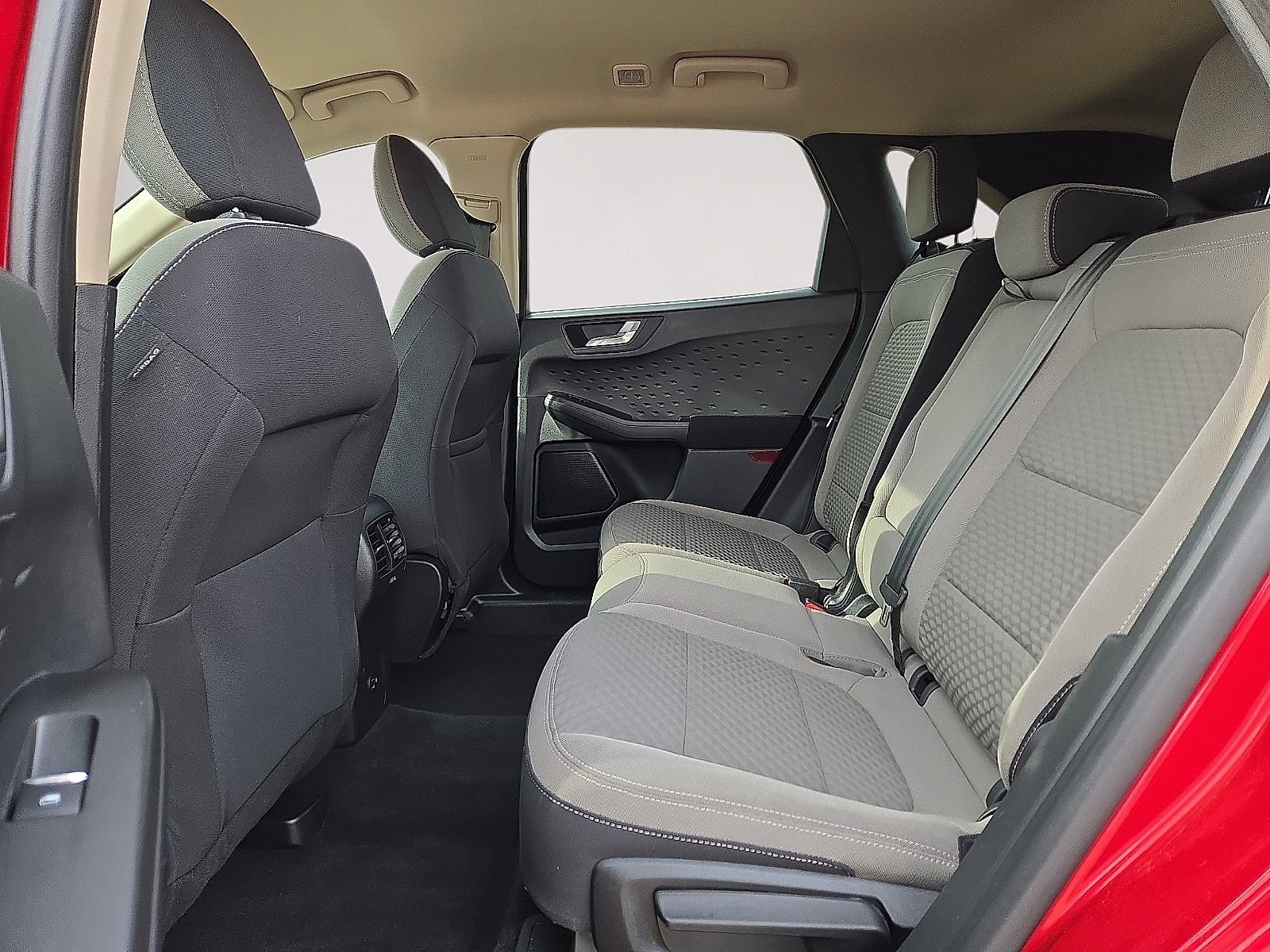 Used 2020 Ford Escape SE Sport FWD image 15