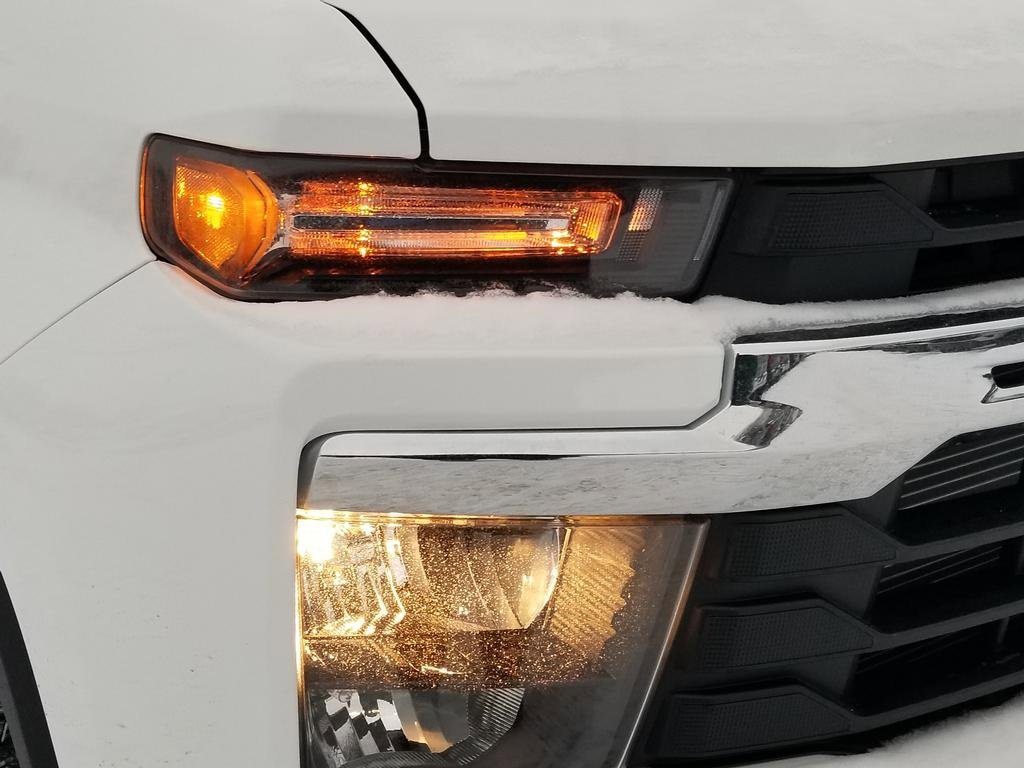 New 2026 Chevrolet Silverado 3500 LT w/ Snow Plow Prep/Camper Package image 9