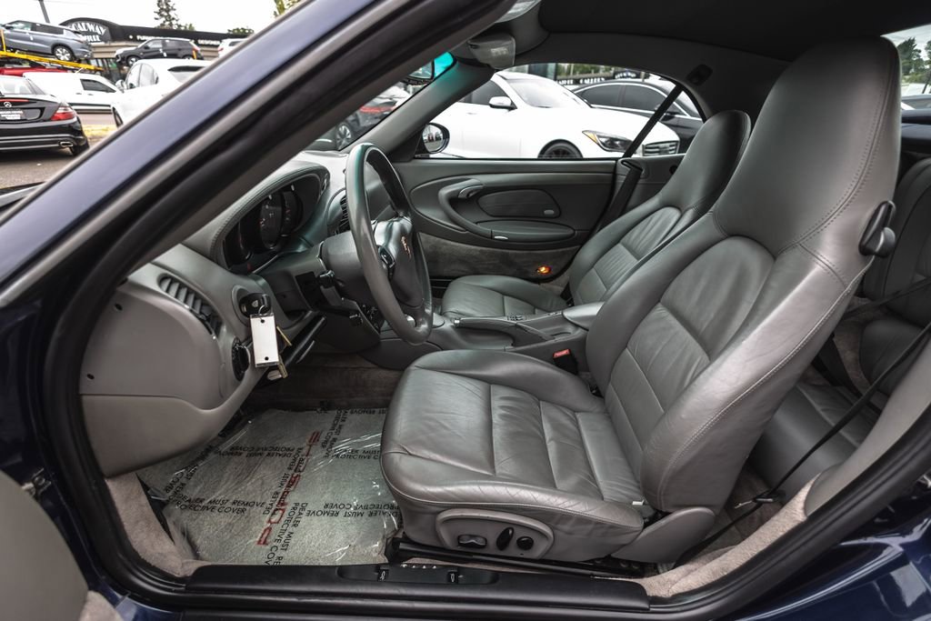 Used 2001 Porsche 911 Carrera 4 AWD/4WD image 21