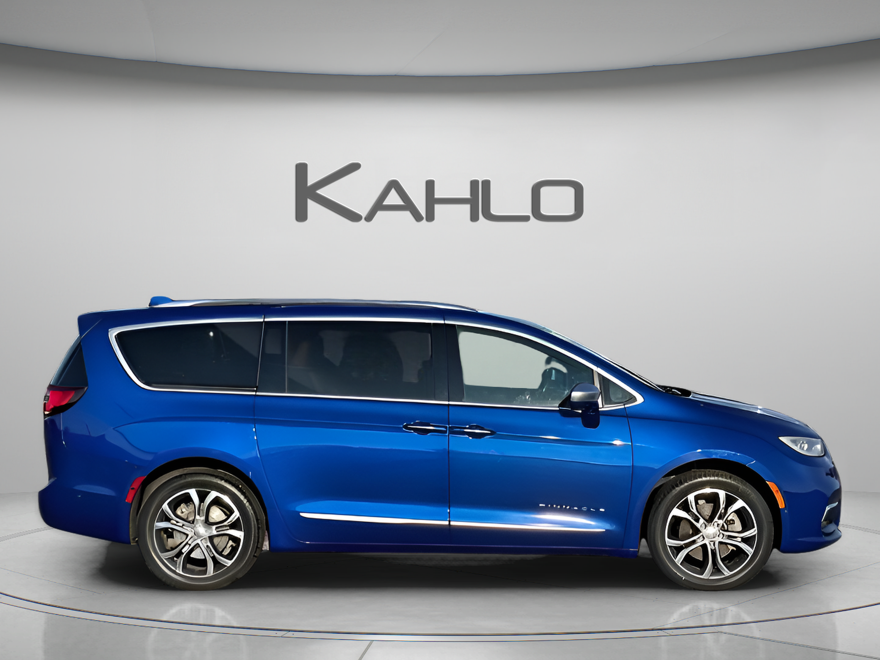 Used 2021 Chrysler Pacifica Pinnacle AWD/4WD image 5