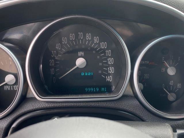 Used 2005 Chevrolet SSR w/ Preferred Equipment Group image 13