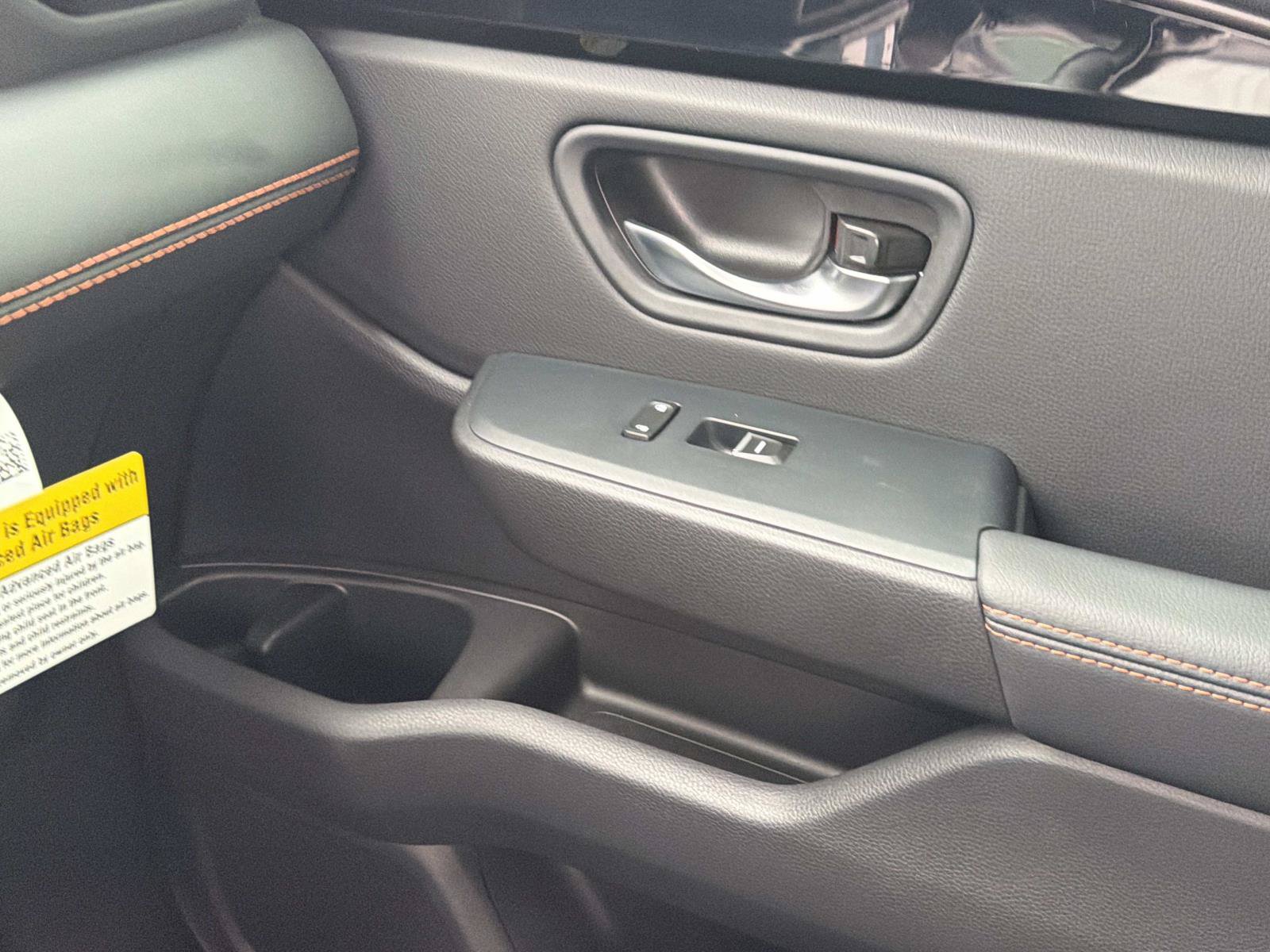 Used 2025 Honda Pilot TrailSport image 20