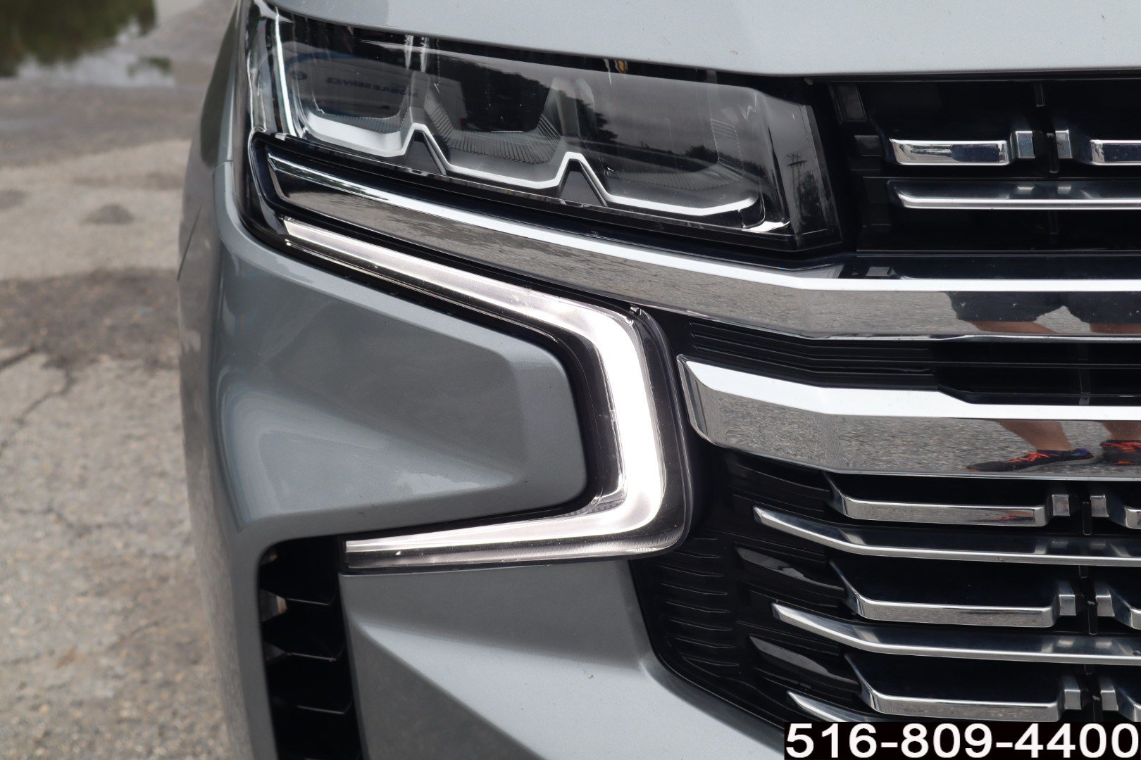 Used 2023 Chevrolet Suburban Premier AWD/4WD image 10