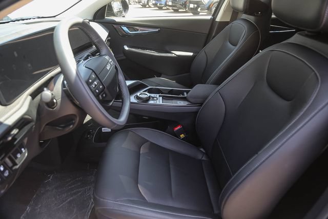 New 2026 Kia EV6 Wind RWD image 10