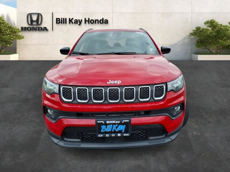 Used 2024 Jeep Compass Latitude AWD/4WD image 9