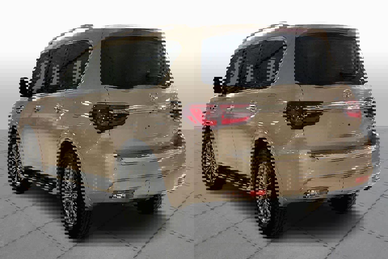 Used 2022 INFINITI QX80 Luxe w/ Cargo Package image 11