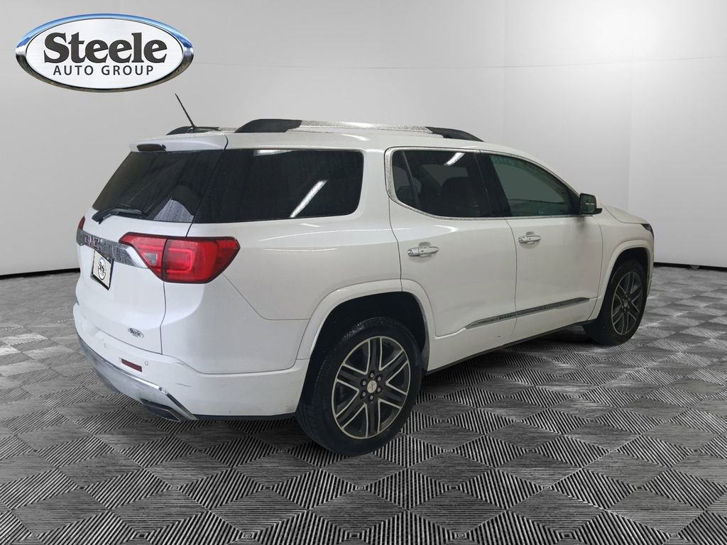 Used 2019 GMC Acadia Denali w/ Technology Package image 4