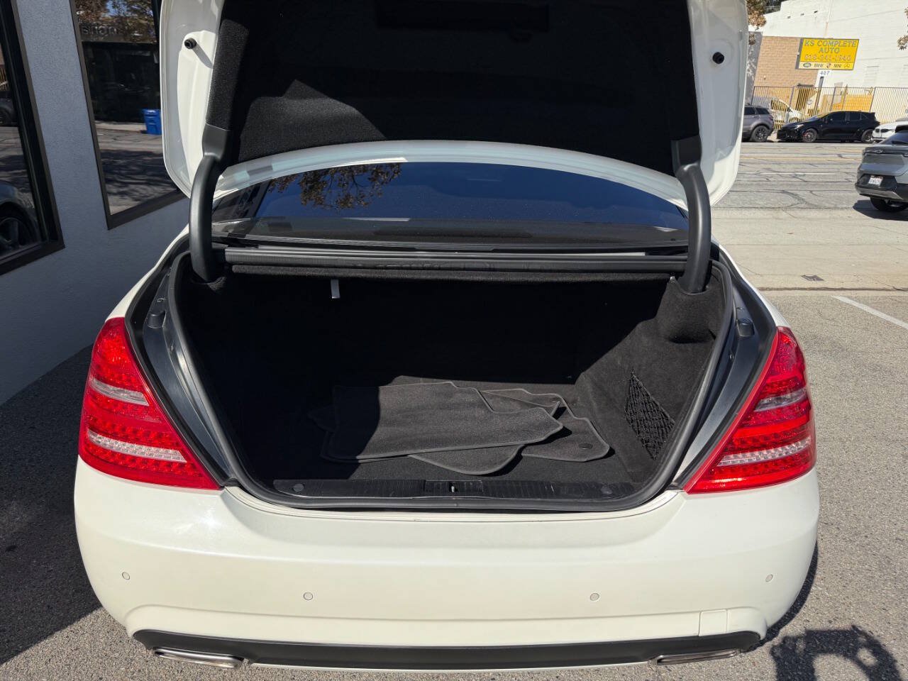 Used 2011 Mercedes-Benz S 550 image 55