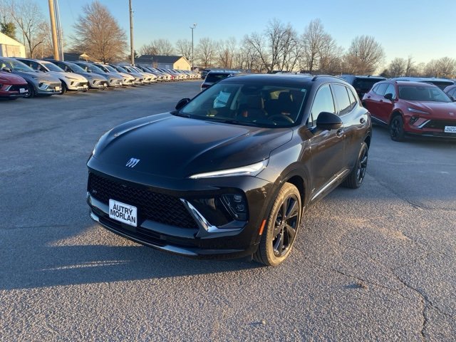 New 2025 Buick Envision Sport Touring image 2