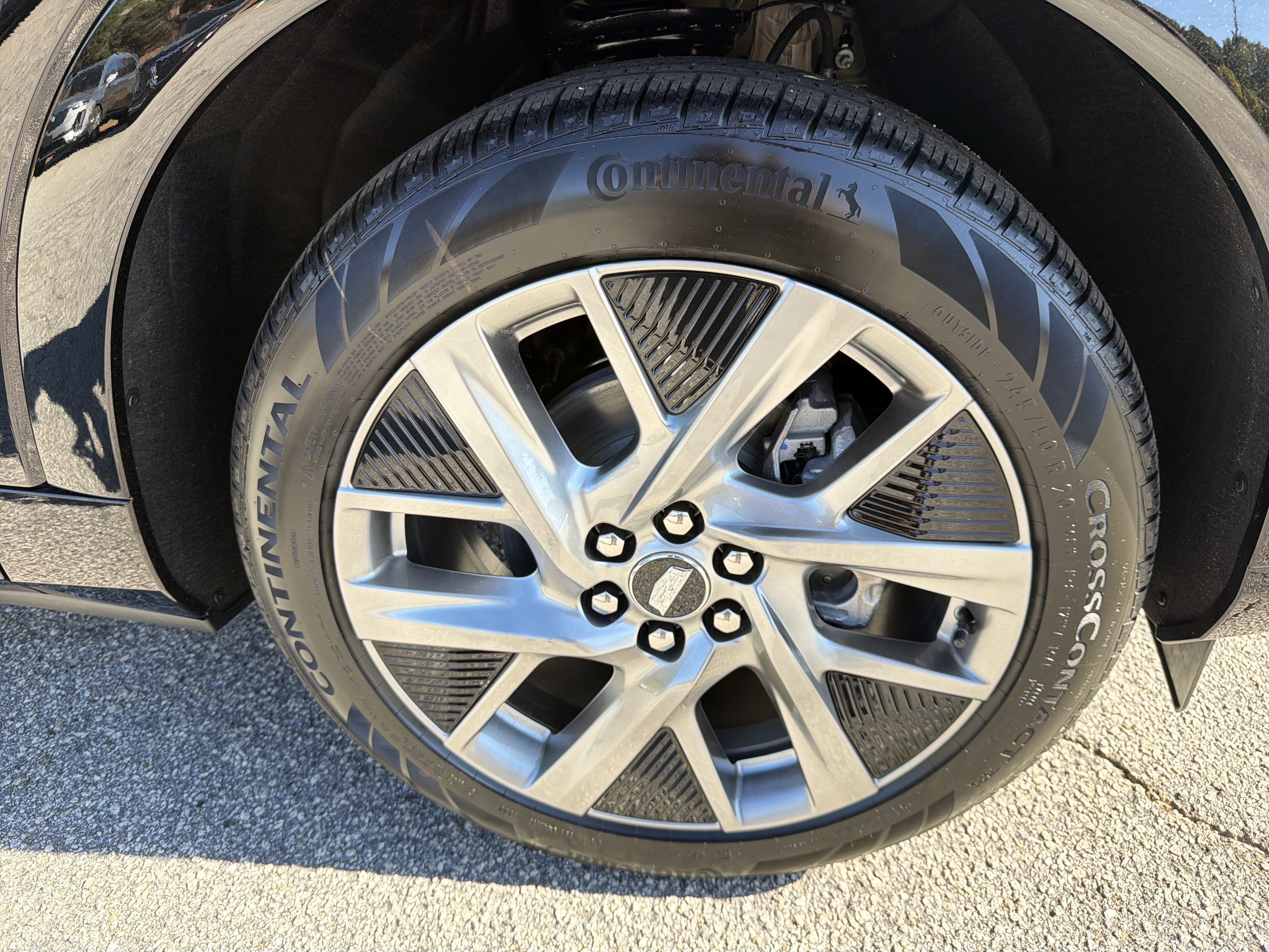 New 2027 Cadillac Optiq Luxury RWD image 13