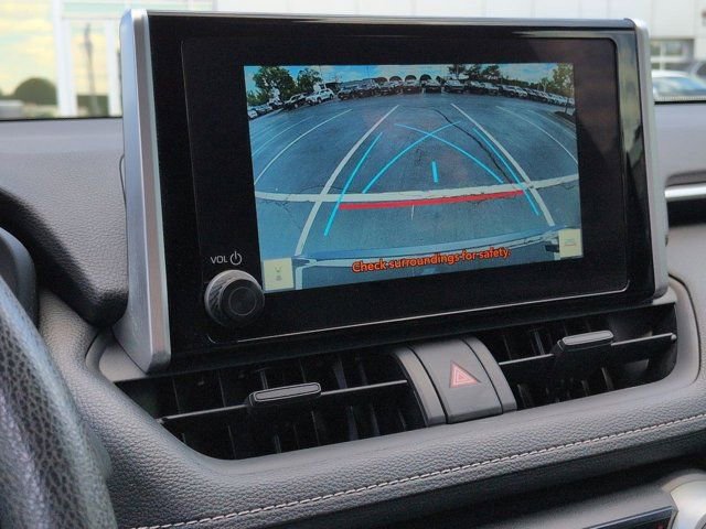 Certified 2025 Toyota RAV4 LE AWD/4WD image 13