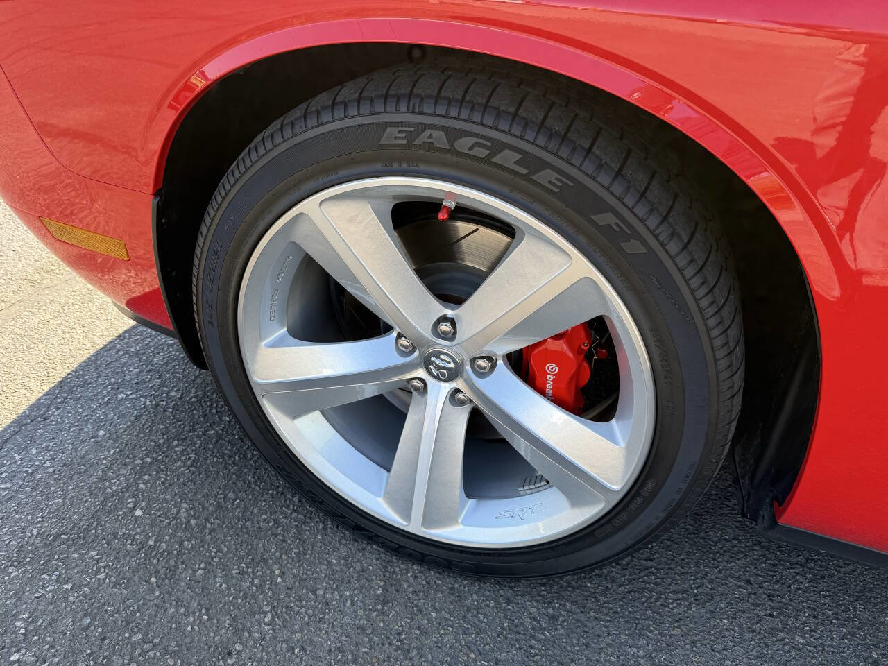 Used 2009 Dodge Challenger SRT8 w/ SRT Option Group II RWD image 15