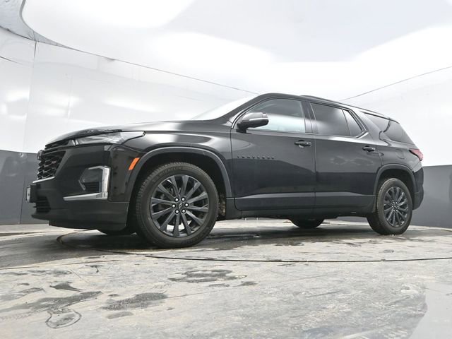 Used 2023 Chevrolet Traverse RS image 37