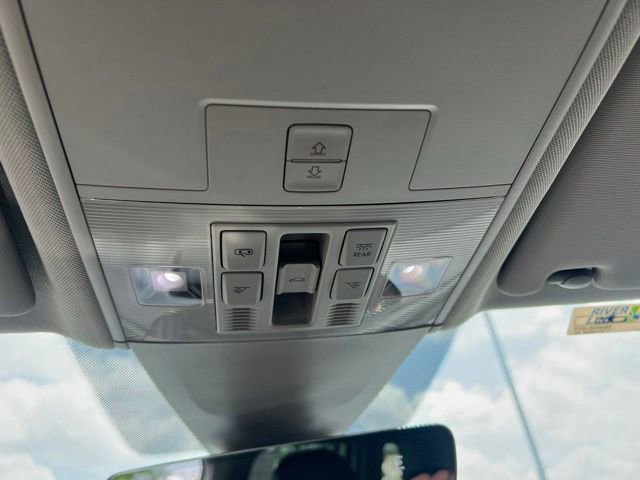 Used 2021 Volkswagen Atlas SEL FWD image 26