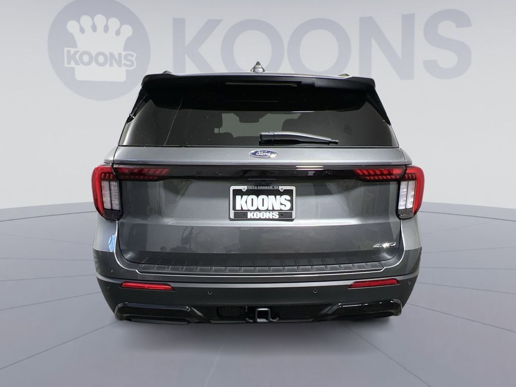 Used 2025 Ford Explorer ST-Line w/ Premium Package image 5