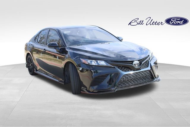 Used 2022 Toyota Camry TRD image 3