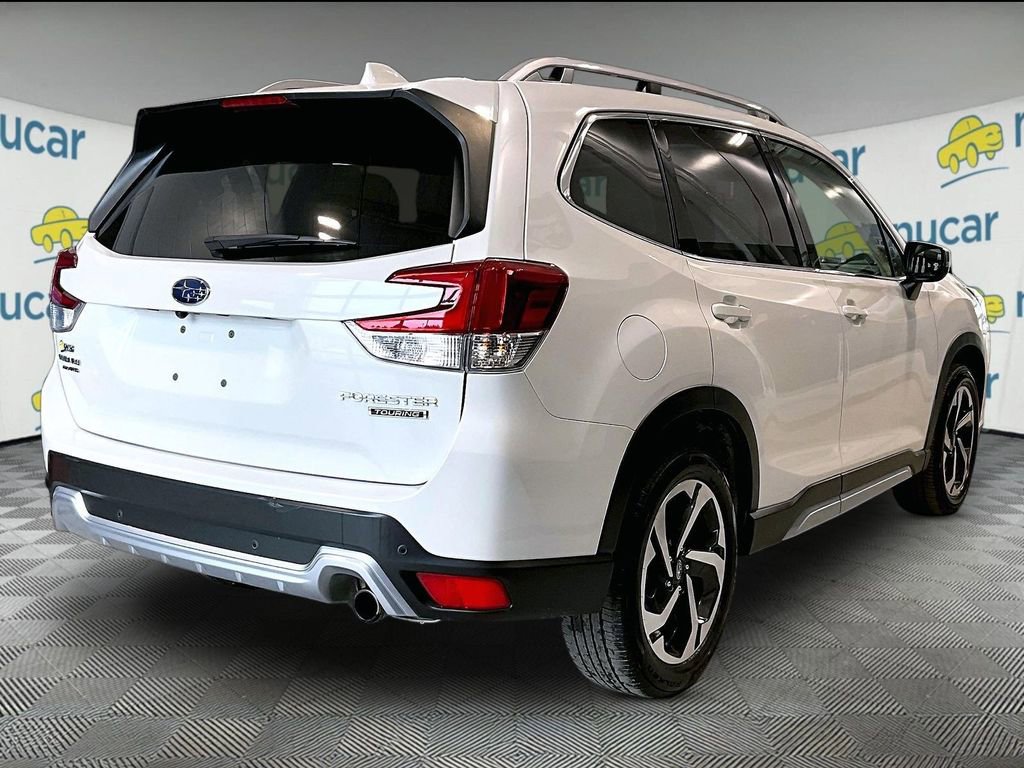 Used 2023 Subaru Forester Touring image 7