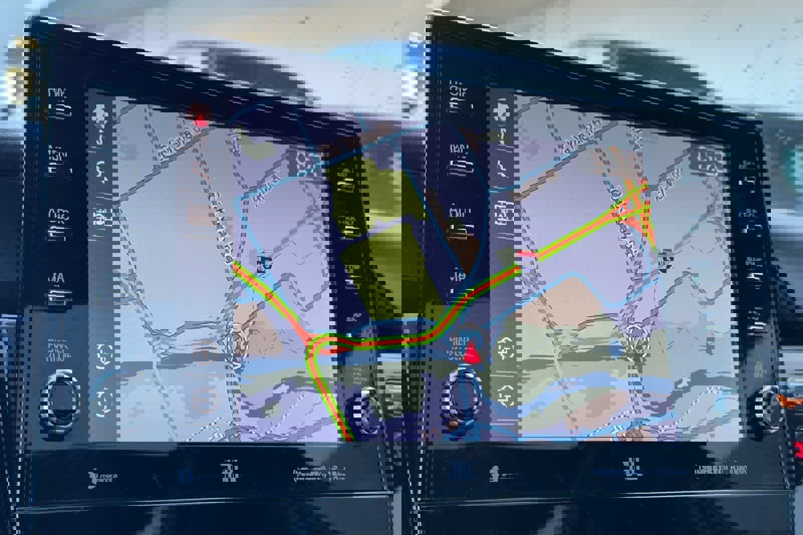 Used 2023 Toyota Camry XSE w/ Navigation Package image 18