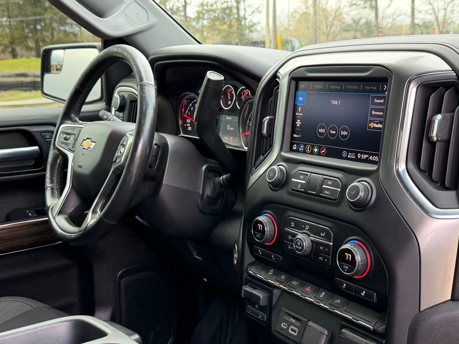 Used 2020 Chevrolet Silverado 1500 LT w/ All-Star Edition image 16