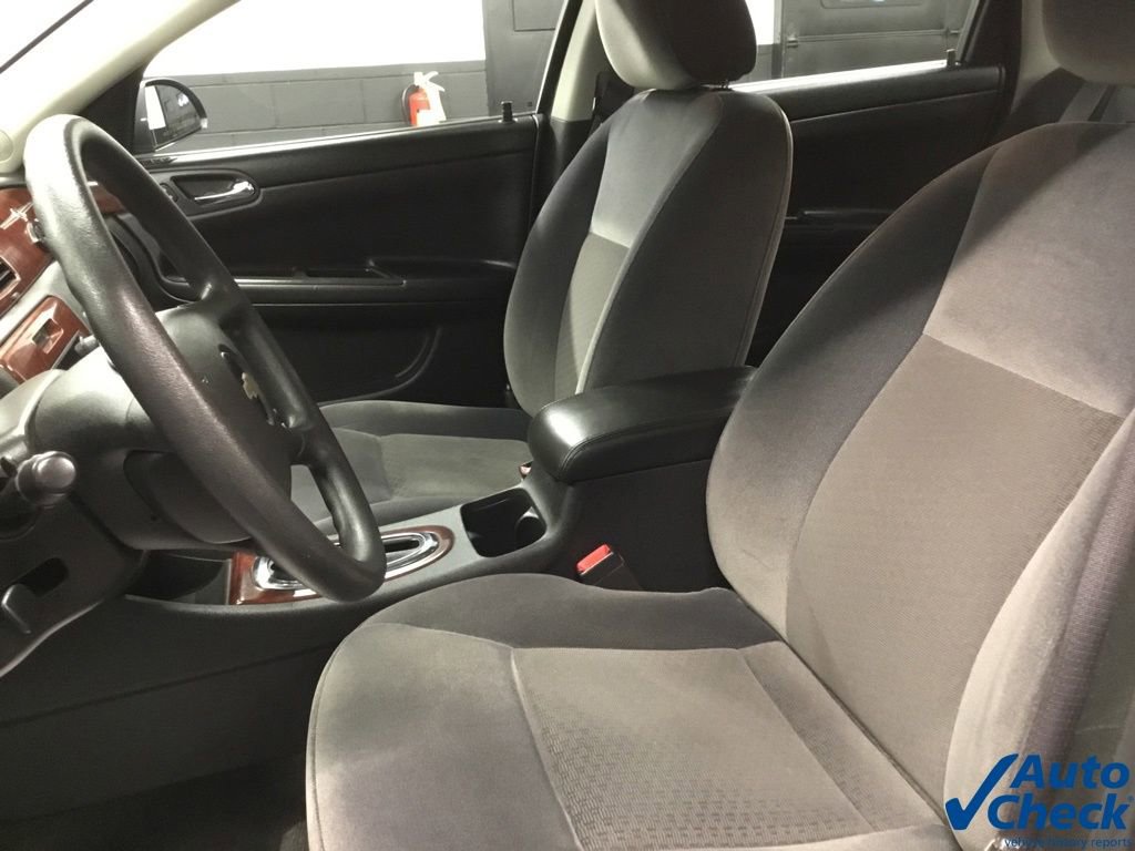 Used 2010 Chevrolet Impala LS image 23