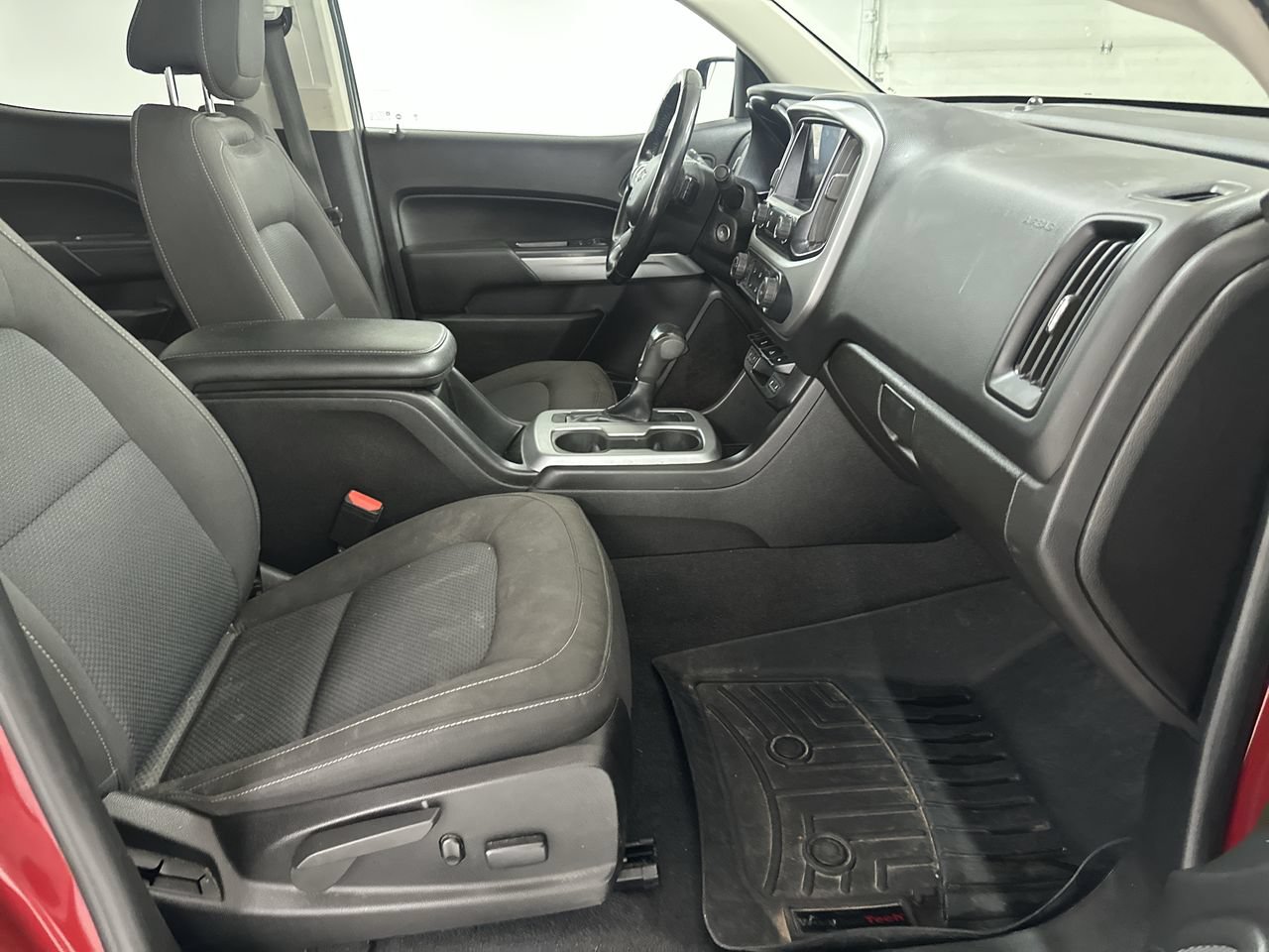 Used 2019 Chevrolet Colorado LT w/ LT Convenience Package AWD/4WD image 18