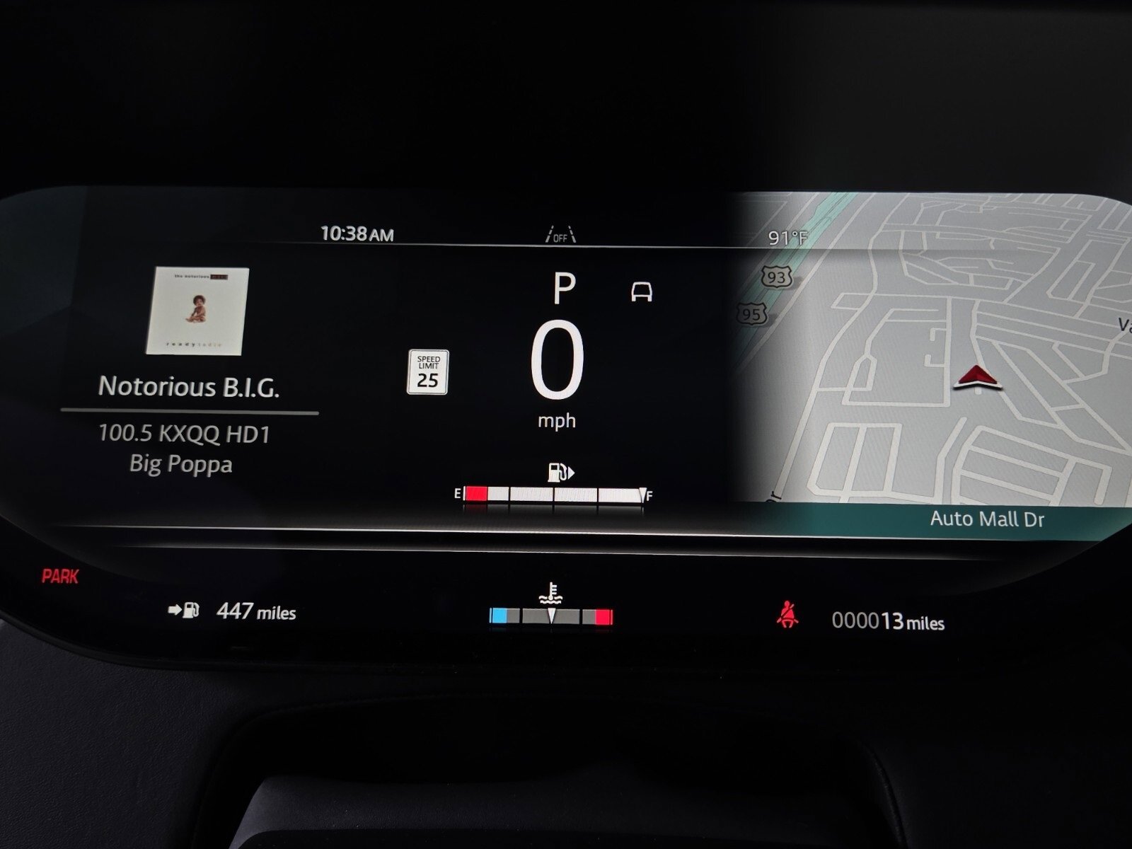 New 2025 Land Rover Range Rover Long Wheelbase SE image 32