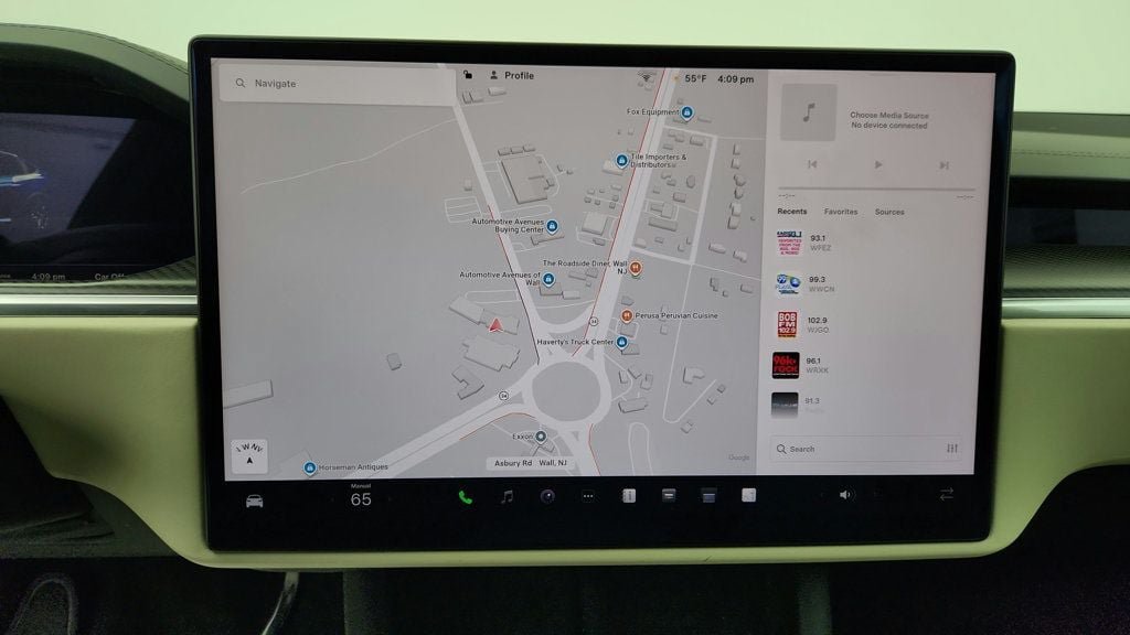 Used 2022 Tesla Model X Plaid AWD/4WD image 23