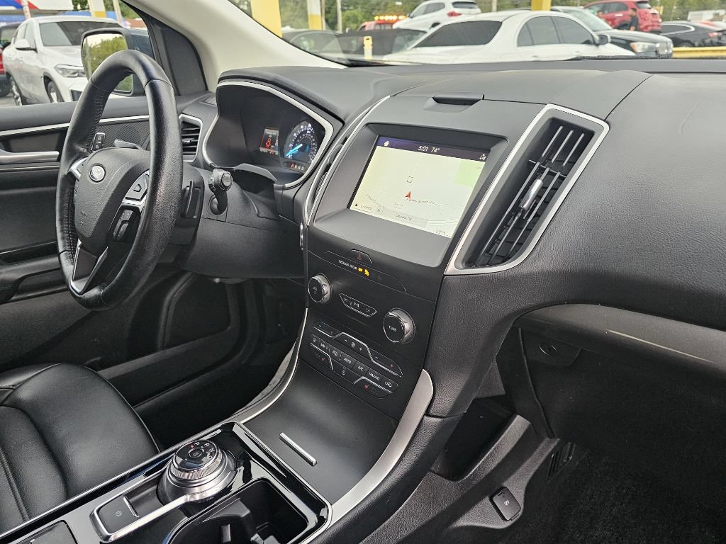 Used 2019 Ford Edge SEL w/ Equipment Group 201A AWD/4WD image 43