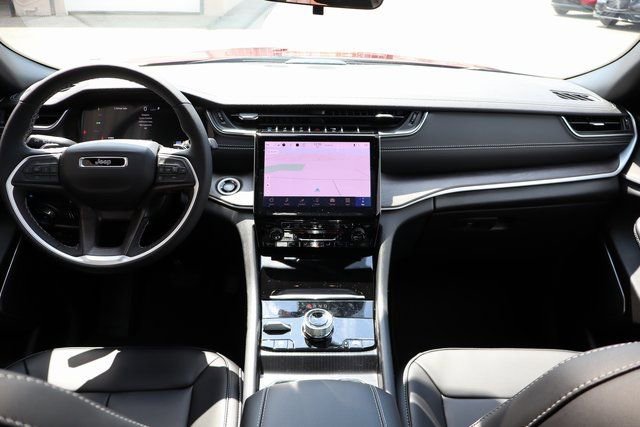 New 2025 Jeep Grand Cherokee Limited 4xe image 34