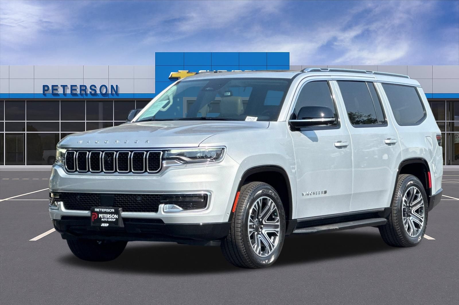 Used 2023 Jeep Wagoneer 4WD w/ Premium Group I image 8