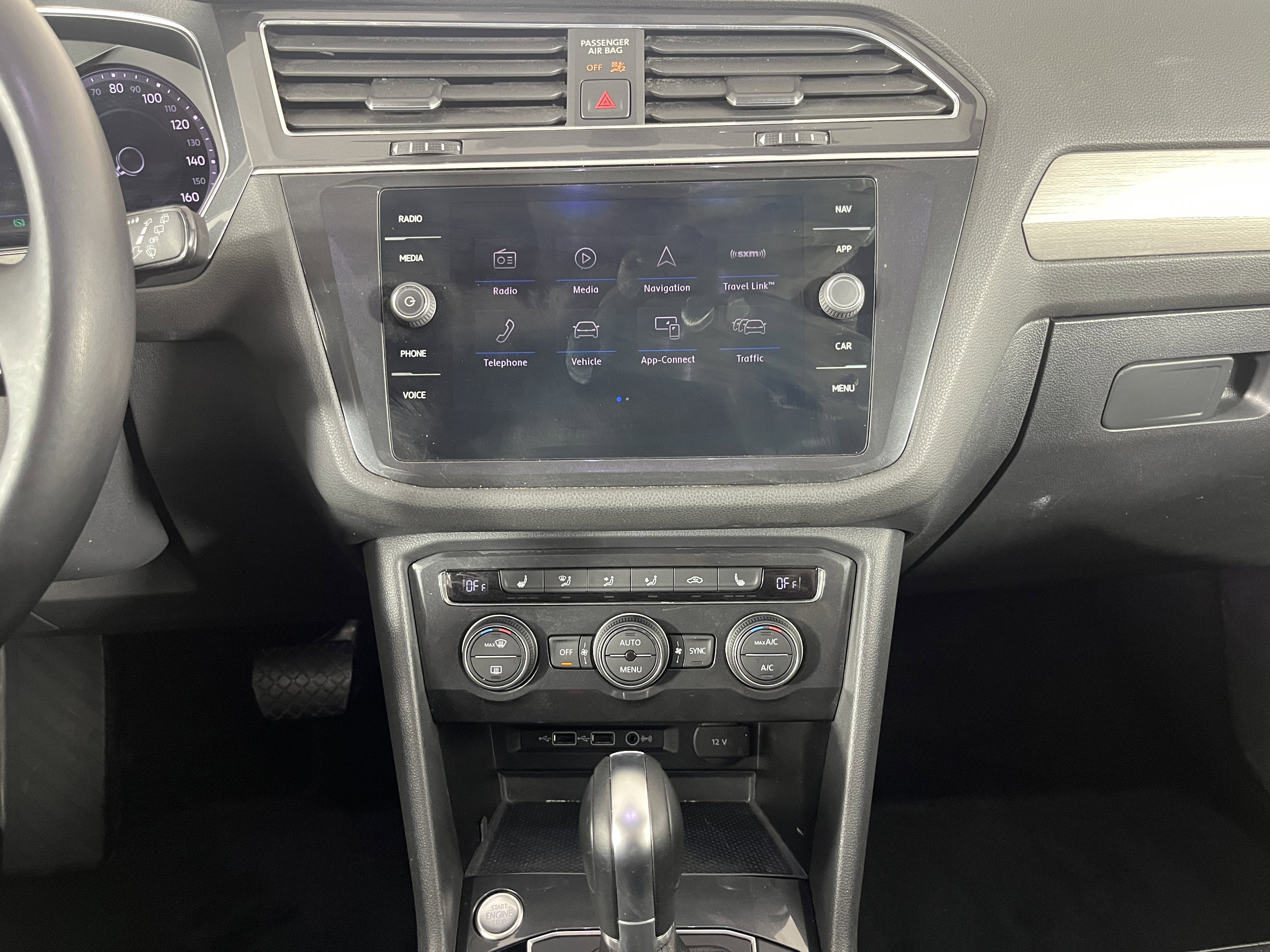 Used 2019 Volkswagen Tiguan SEL w/ 3rd Row Seat Package image 14