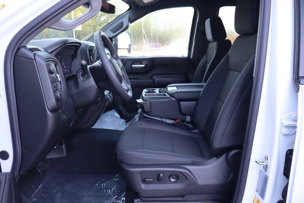 New 2026 Chevrolet Silverado 2500 Custom w/ Custom Convenience Package AWD/4WD image 5