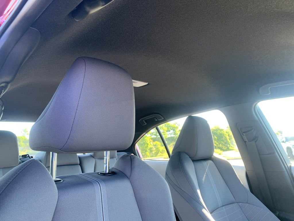 New 2026 Toyota Corolla SE FWD image 18