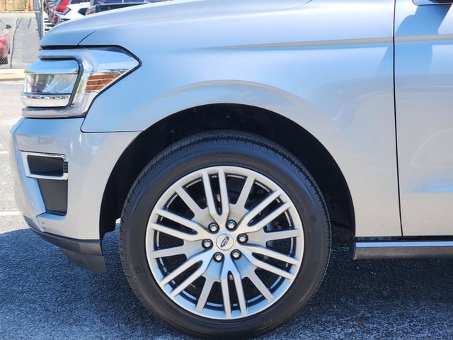 Used 2024 Ford Expedition Limited image 6