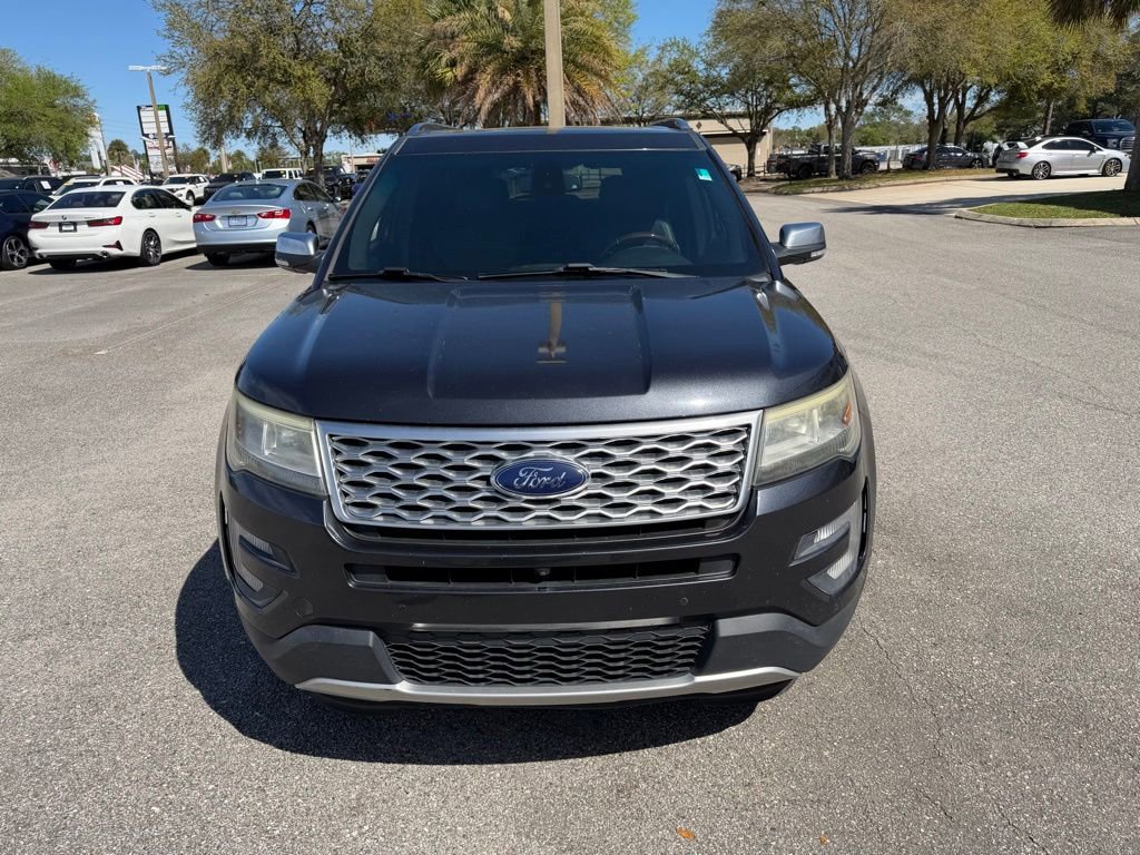 Used 2017 Ford Explorer Platinum image 14