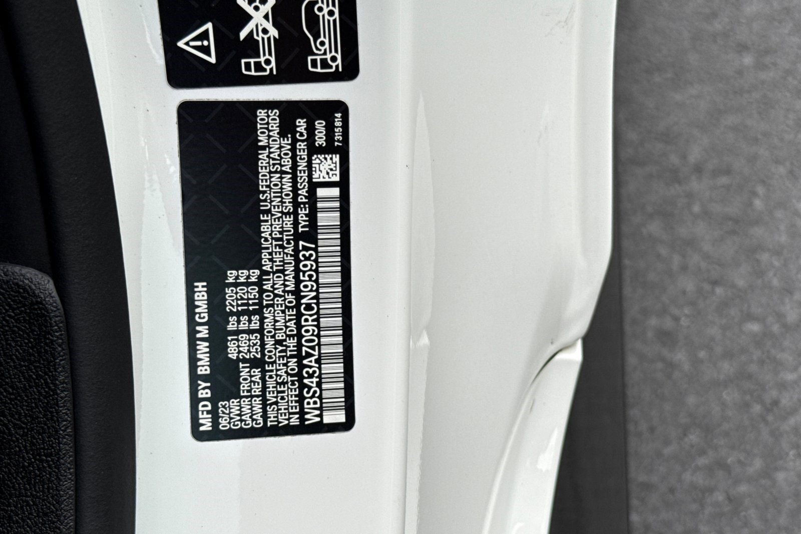 Used 2024 BMW M4 xDrive Competition w/ Executive Package image 39