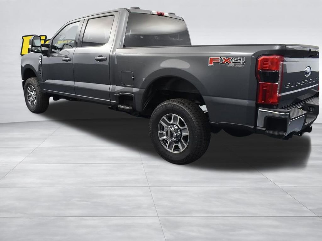New 2026 Ford F350 Lariat w/ FX4 Off-Road Package image 7