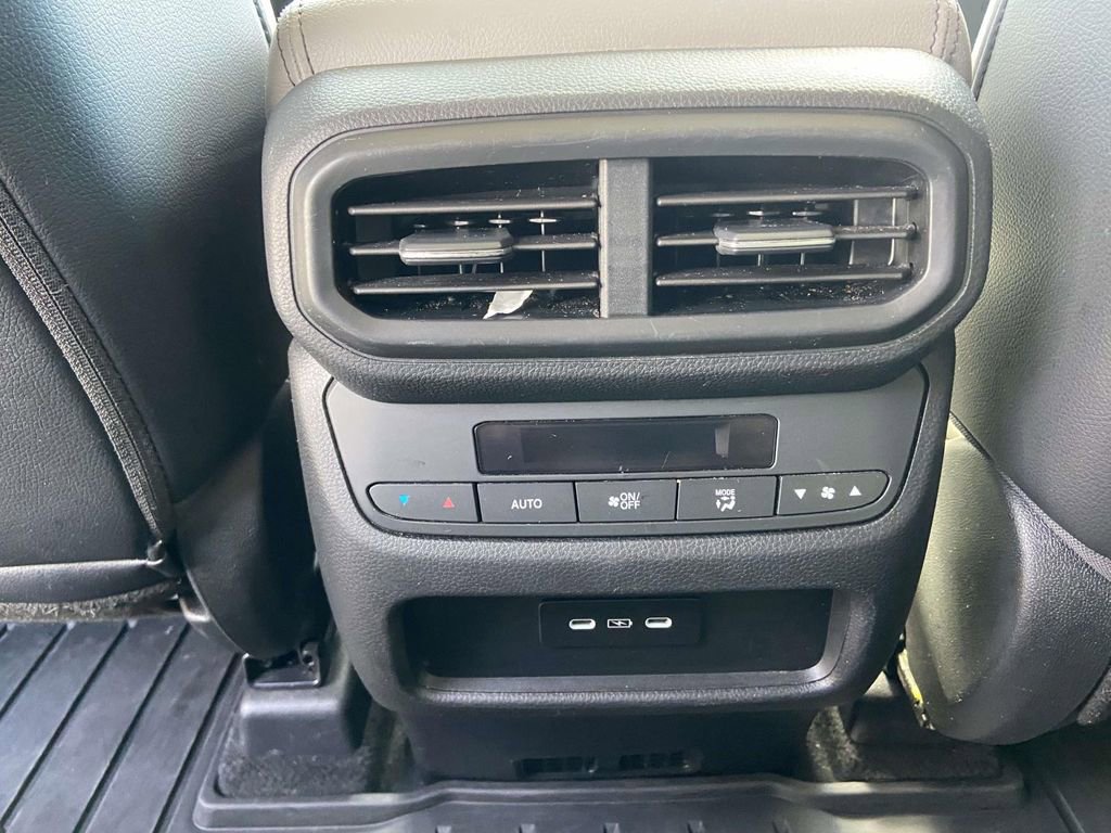 Used 2024 Honda Pilot EX-L image 23