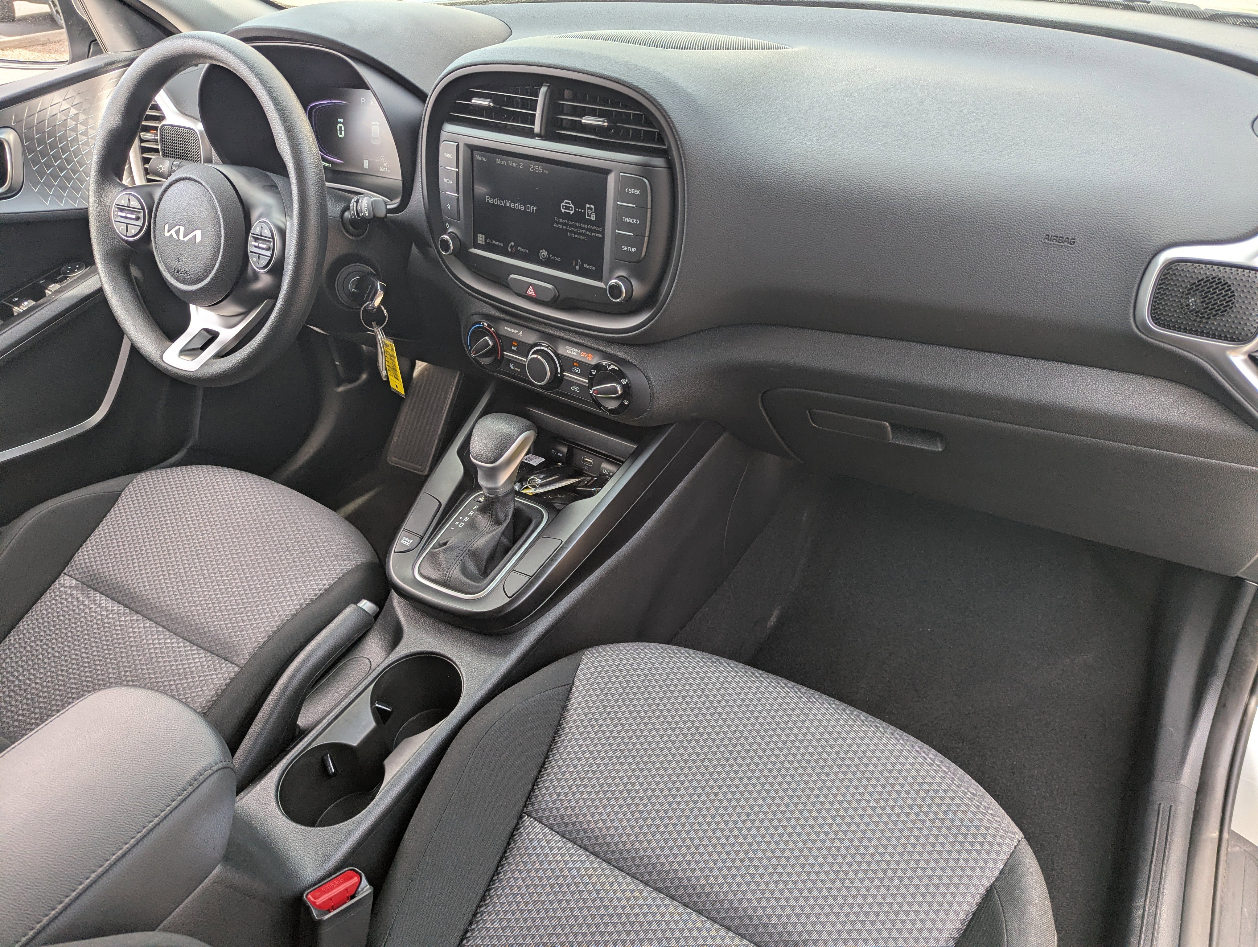 Certified 2025 Kia Soul S image 10