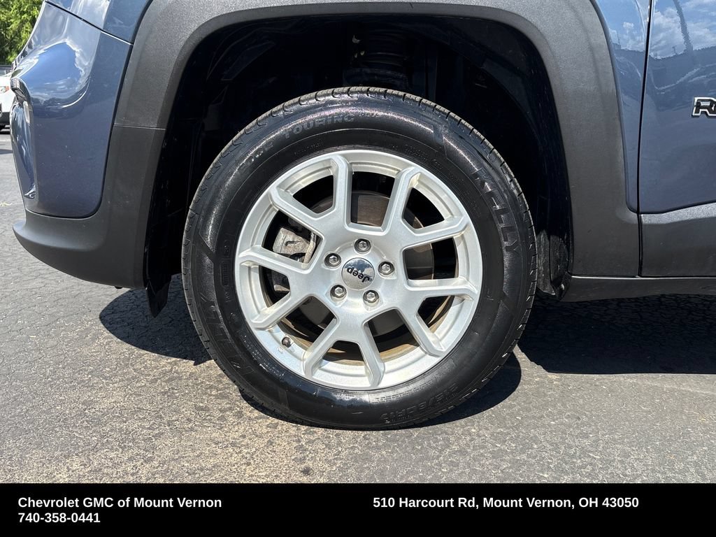 Used 2023 Jeep Renegade Latitude AWD/4WD image 25