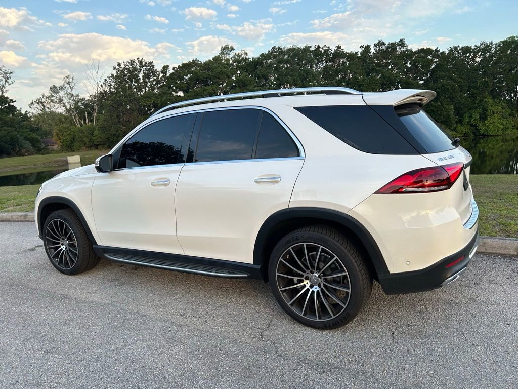 Used 2022 Mercedes-Benz GLE 350 4MATIC image 4