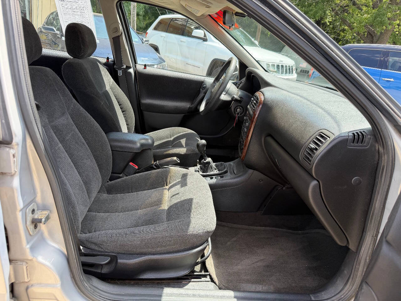 Used 2000 Saturn L-Series LS1 FWD image 10