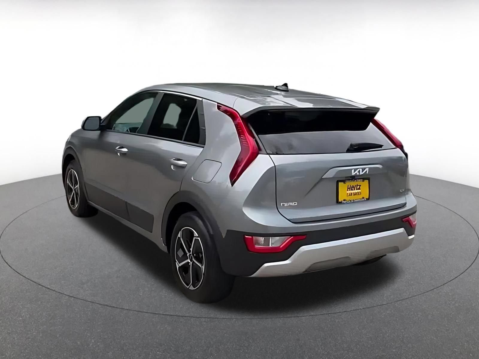 Used 2026 Kia Niro LX FWD image 11