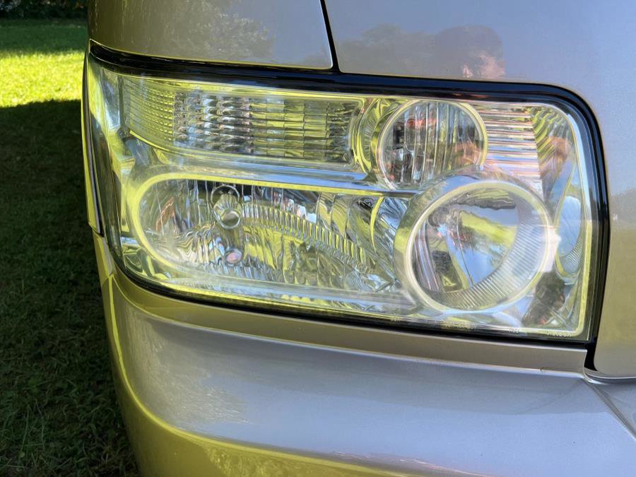 Used 2004 INFINITI QX56 4WD w/ Smart Vision Pkg image 8
