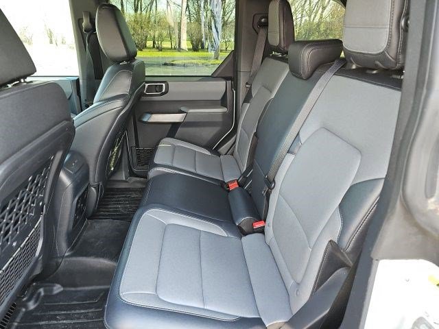 Used 2022 Ford Bronco Everglades image 20