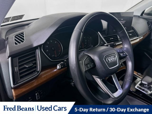 Used 2023 Audi Q5 2.0T Premium w/ Convenience Package image 10